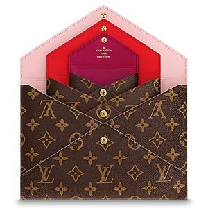 SOLD 100% authentic Louis Vuitton Pochette